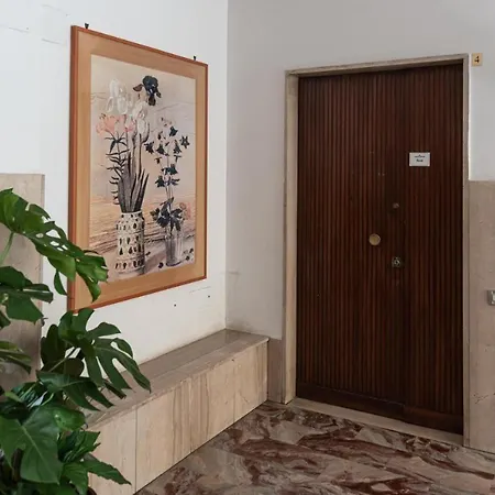 Apartment For 2 Redi